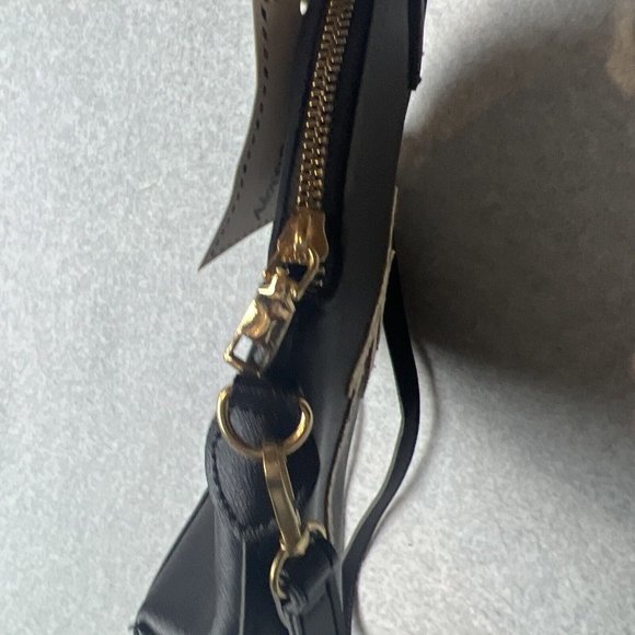 Aeropostale/Aero Black & White Logo Hand Bag Shoulder Purse New With Tags - Picture 4 of 6